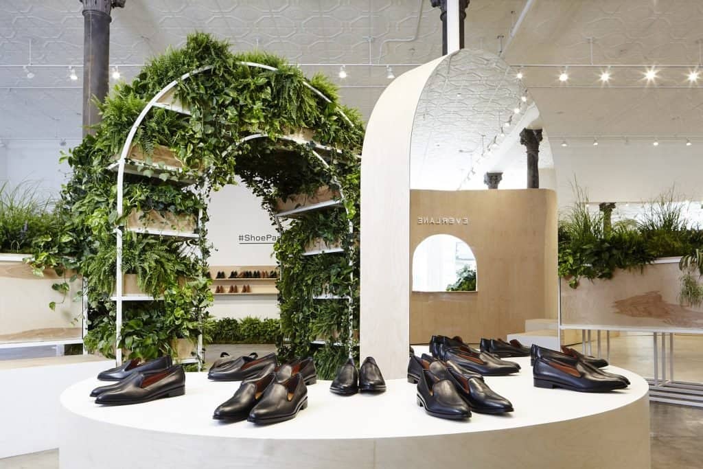 office-designs-with-plant-displays-4