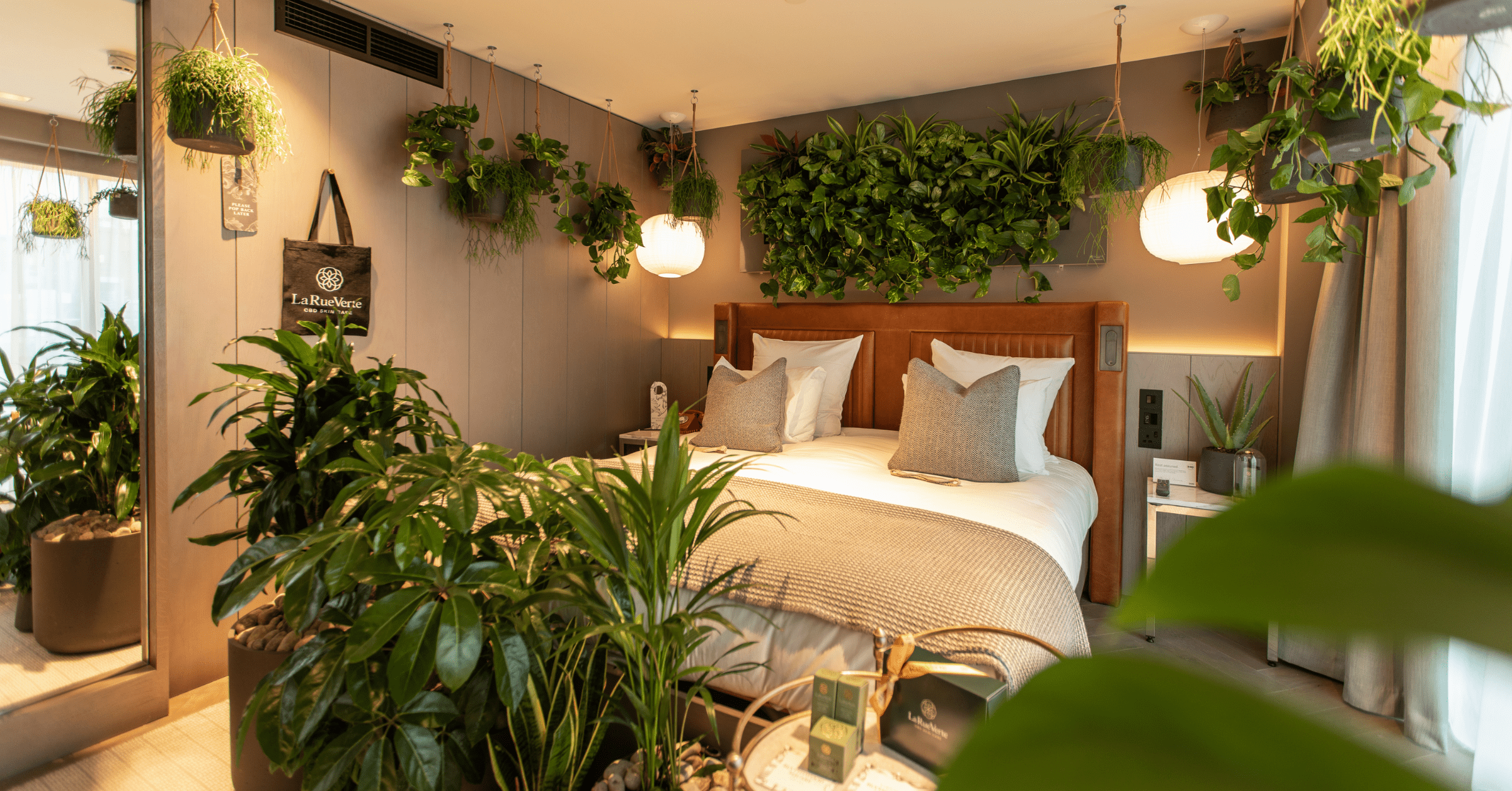 blythswood-square-hotel-la-chambre-verte-live-plants-image