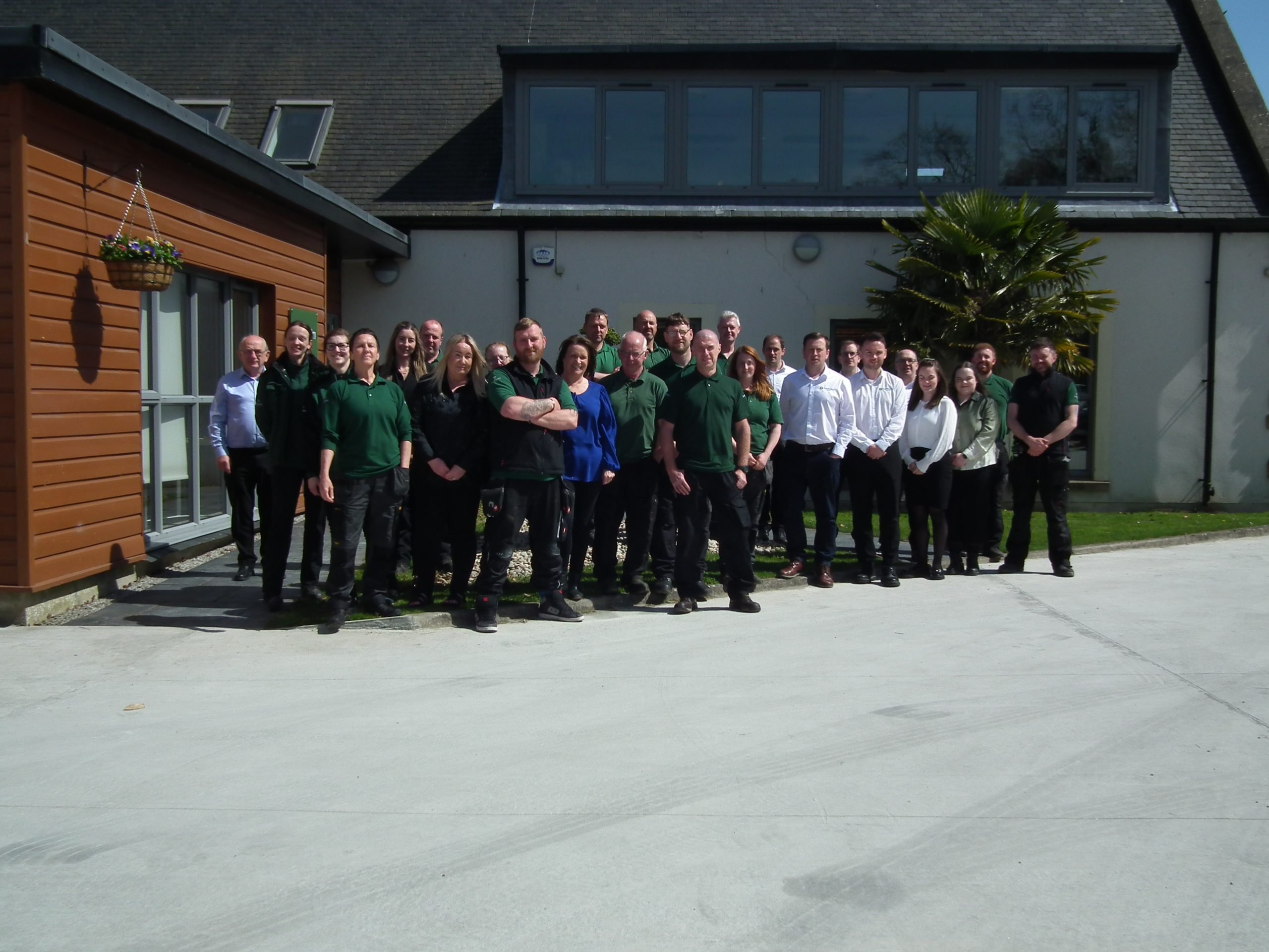 meet-the-team-all-staff-photo